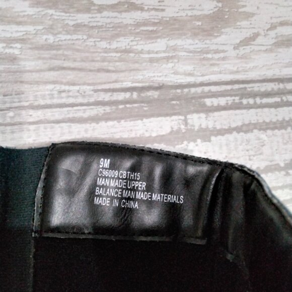 Boots - Picture 6 of 6